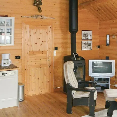 Two-bedroom In Semesterbostad *